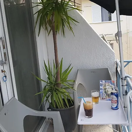 Apollon H-3 H-4 شقة