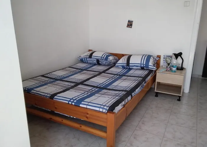 Appartement Apollon H-3 H-4 *