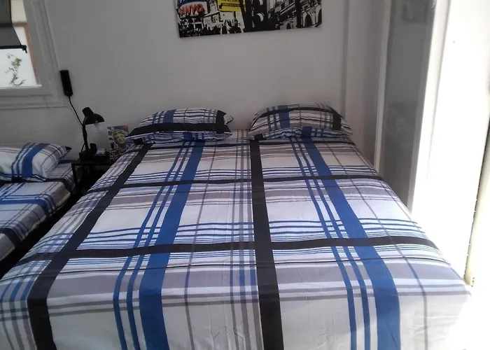 Apollon H-3 H-4 Apartman *